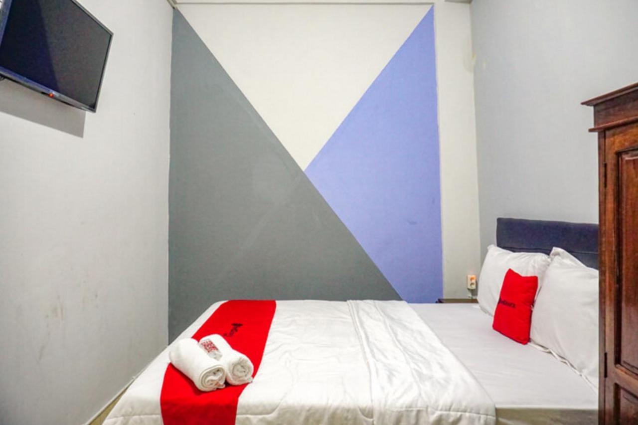 Reddoorz Near Penimbangan Beach Singaraja מראה חיצוני תמונה