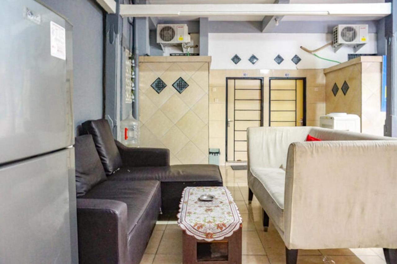 Reddoorz Near Penimbangan Beach Singaraja מראה חיצוני תמונה