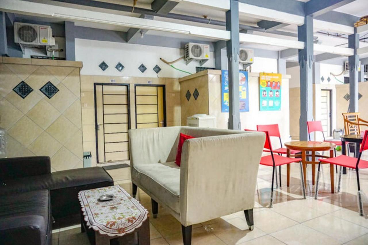 Reddoorz Near Penimbangan Beach Singaraja מראה חיצוני תמונה