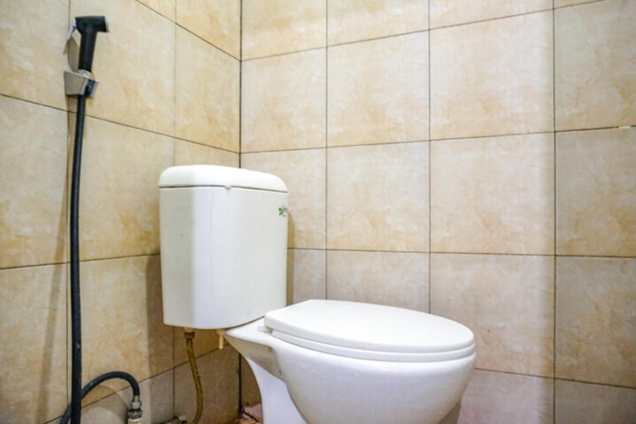 Reddoorz Near Penimbangan Beach Singaraja מראה חיצוני תמונה