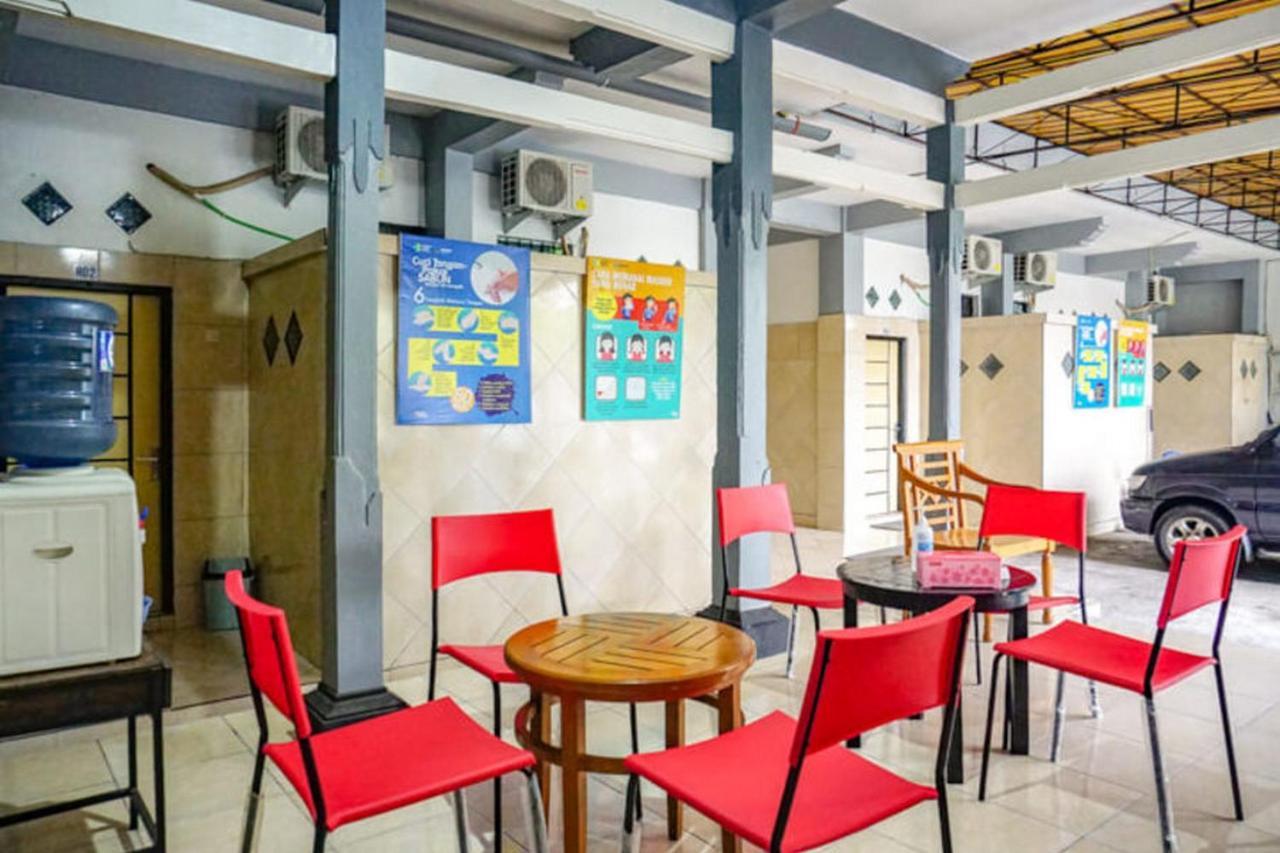 Reddoorz Near Penimbangan Beach Singaraja מראה חיצוני תמונה